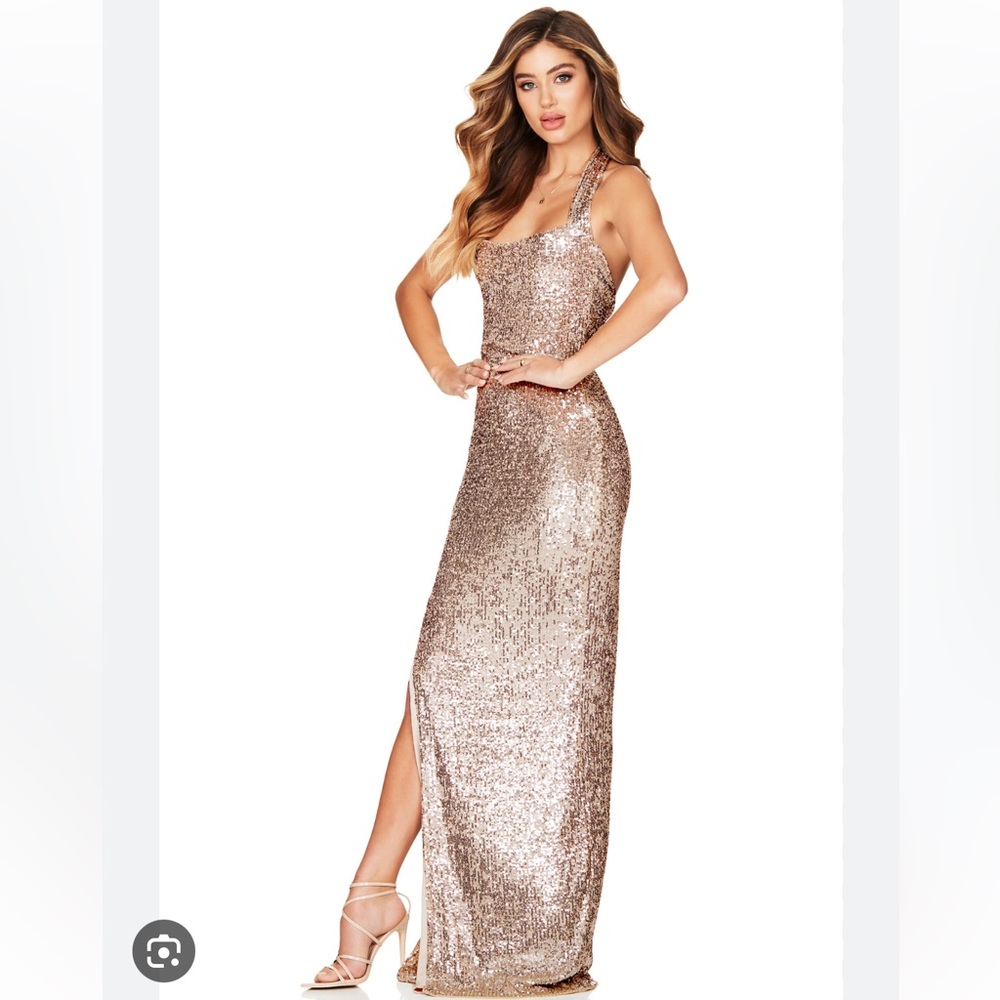 Nookie fantasy Gown size XL in gold